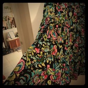 Floral cotton tiered skirt. Size XL 16/18.